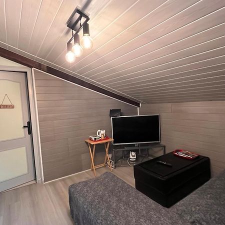 Les FossesCampagn'Art住宿加早餐旅馆 外观 照片